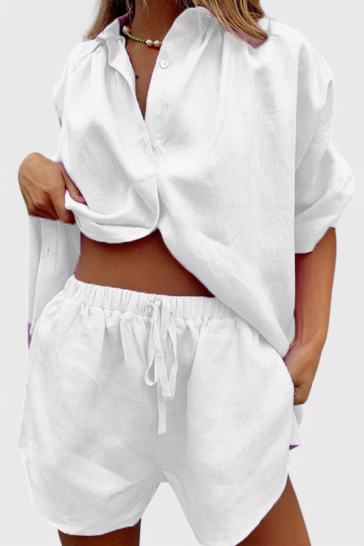 Anika Conjunto de Dos Piezas con Camisa de Botones y Pantalones Cortos con Cuerda